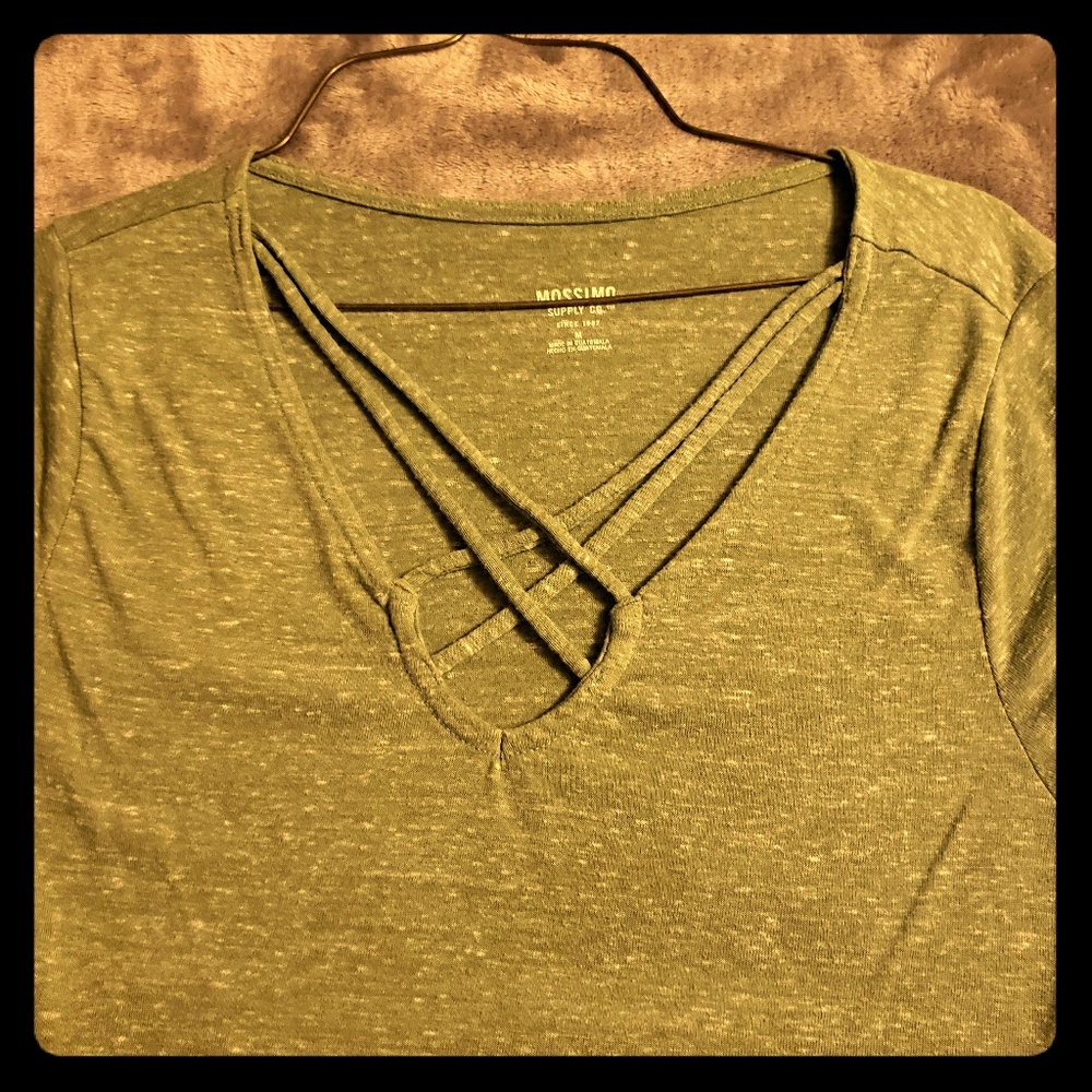 Mossimo shirt